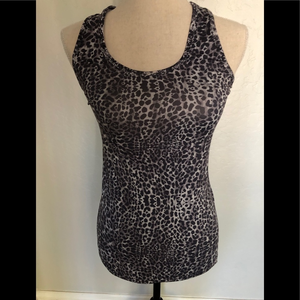 Athletic top
